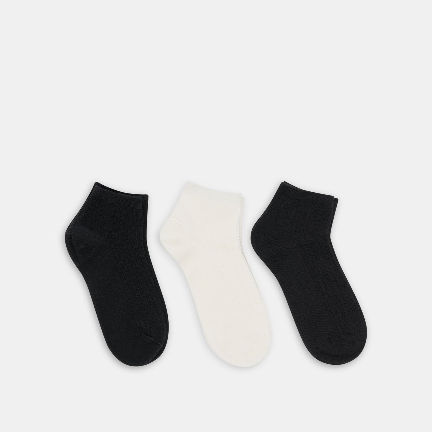 3 Pack Cable Anklet Black White Socks - Dolce Vita