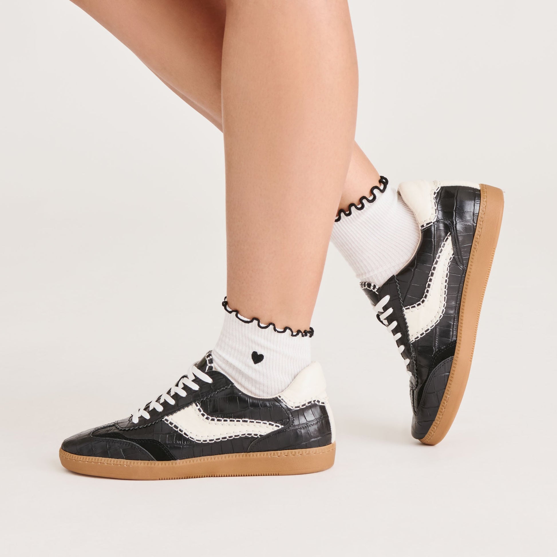 5 Pack Embroidered Rib White Black Multi Anklet Socks - Dolce Vita
