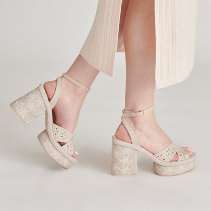LAISHA HEELS ALMOND FLORAL EYELET - Dolce Vita