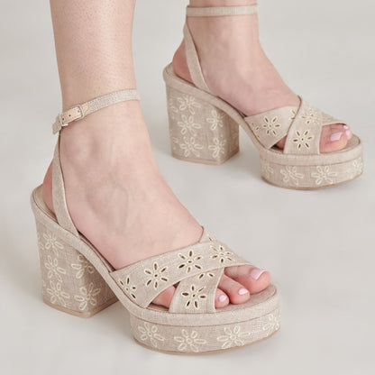 LAISHA HEELS ALMOND FLORAL EYELET - Dolce Vita